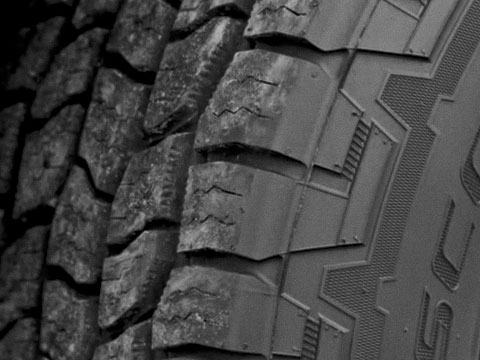 Cooper Discoverer® AT3 XLT™ Tire | Cooper Tire